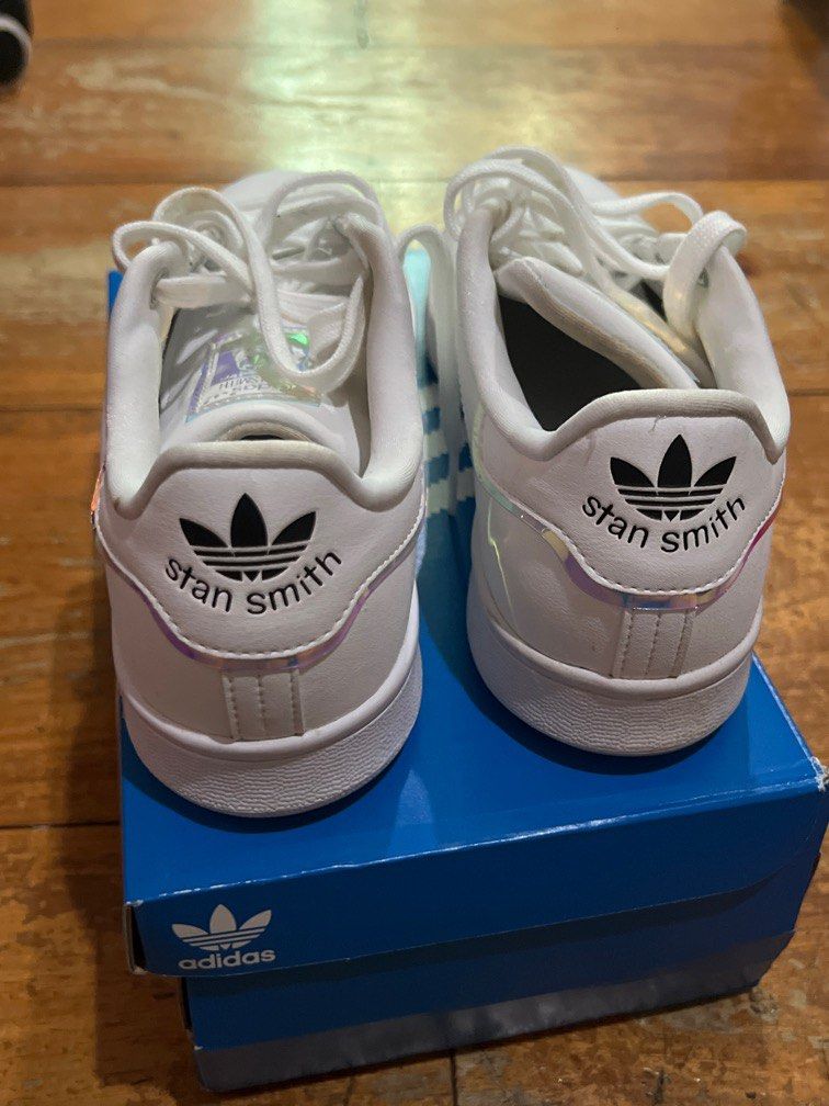 Stan smith hologram online