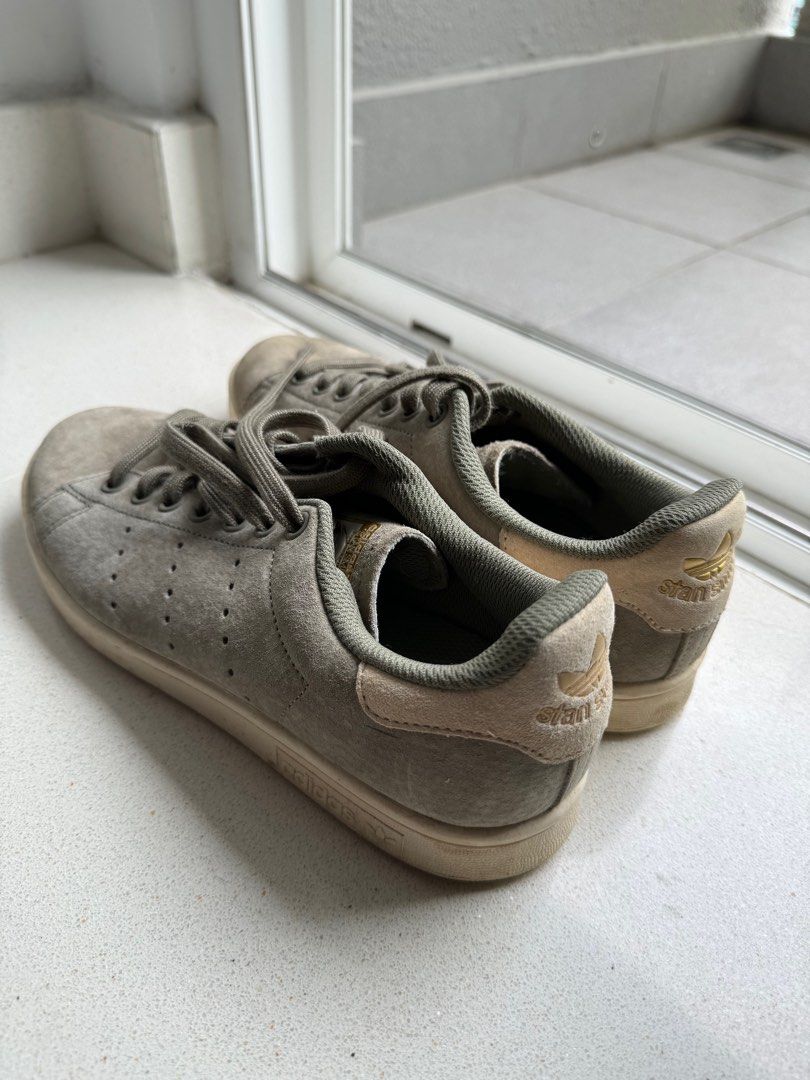 Stan smith suede mens on sale