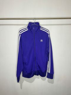 (Category: ) located in . Submitted by restock.thrift (Listing ID 1299445782, Image 1). Description: .