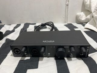 （分類：）位於 。 由 vmrnd 提交（商品編號 1299332384，圖片 1）。簡介： 。