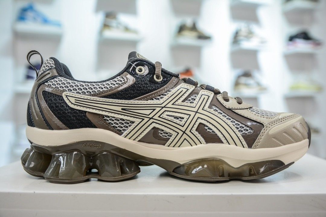 Asics GEL Quantum Kinetic Birch Dark Taupe 2024 1203A270 201 Men s Fashion Footwear Sneakers on Carousell