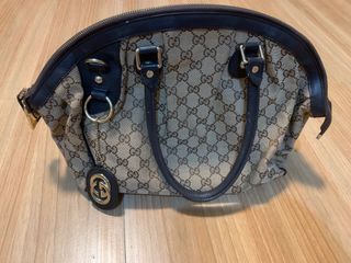 Authentic Gucci hand bag