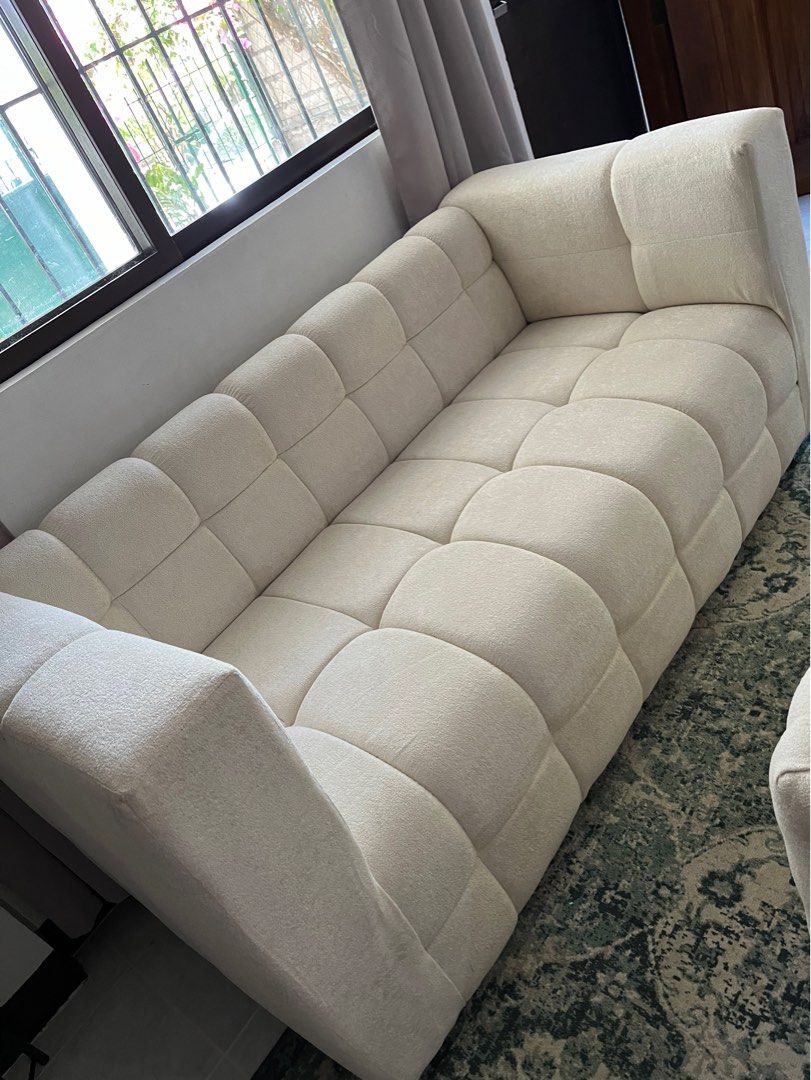 Belfort Cloud 3 Seater Customized White Dimpled Sofa (Category: Sofas) located in Las Pinas. Submitted by abby_e_g (Listing ID 1299301772, Image 1). Description: Brandnew Uratex Foam Dimpled Belfort Fabric L62 inches W28 inches H32 inches Ship via Lalamove MOP: Gcash/BPI/BDO .