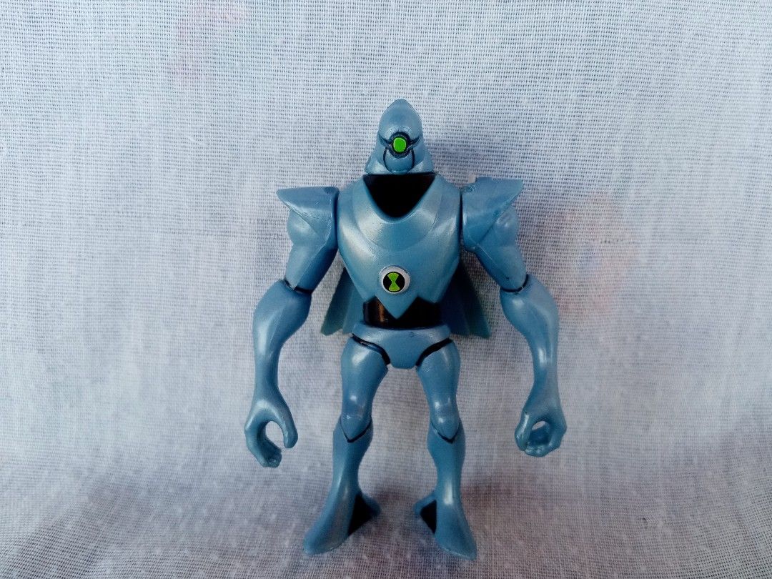 Ben 10 - Ultimate Spidermonkey and Nanomech Action Figure, Hobbies