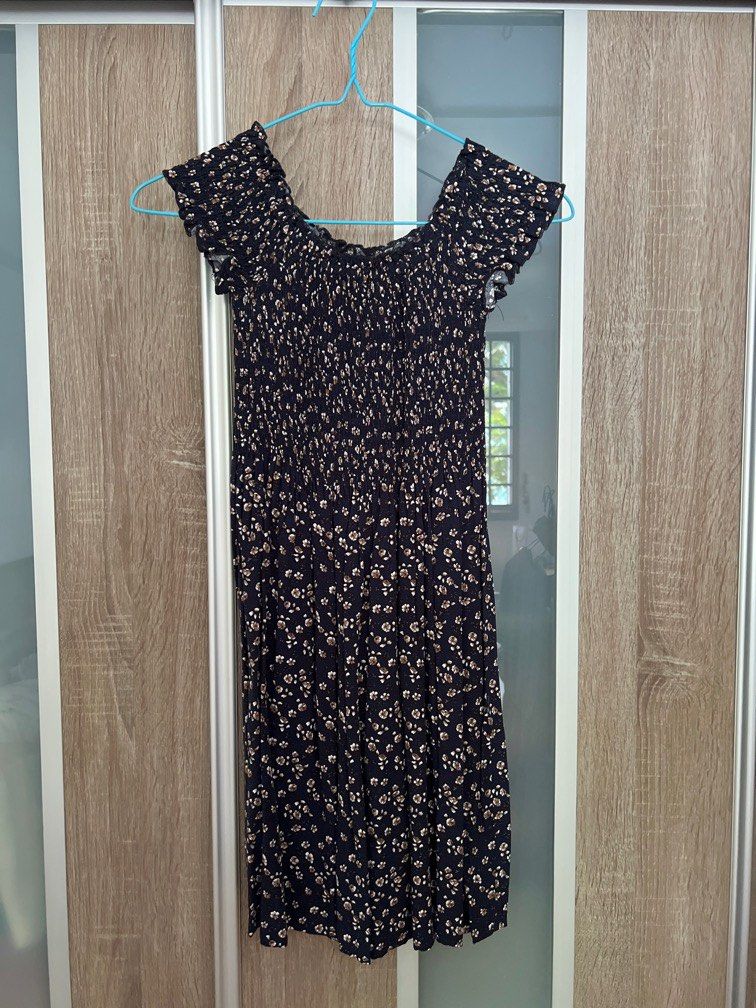brandy melville off the shoulder dress Brandy Melville Bhaderwah Campus Warehouse Polka Dot Midi Dress Ivory Floral Off Shoulder Maxi Dress With