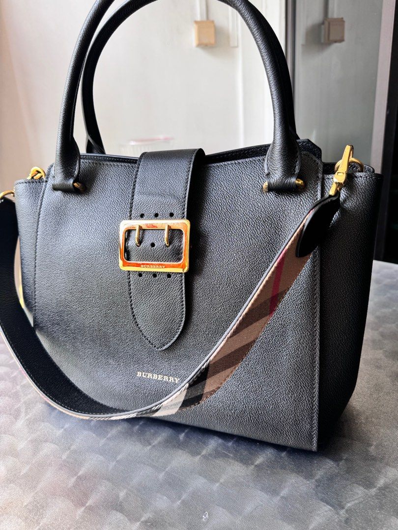 Burberry medium soft grain buckle shoulder bag Black Luxury Bags Wallets on Carousell