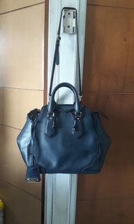 (Kategori: ) berada di . Dikirim oleh iissecondbag (ID iklan 1299363898, Gambar 1). Deskripsi: .