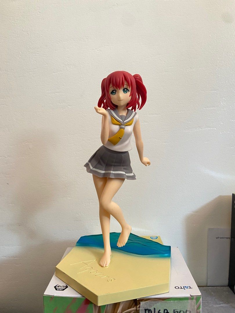 Chix Figure (Category: Designer & Blind Box Toys) located in Quezon City. Submitted by toytalesph_collectibles (Listing ID 1299401203, Image 1). Description: Sale‼️ Authentic🇯🇵💯 Mod:Lalamove/Lbc Mod:Gcash Pm lang po☺️.