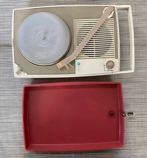 Columbia Portable Vinyl Record Player Turntable Working Battery for LP PLAKA 7” 12” 33 & 45 Preloved not Audio-Technica Denon Pioneer brands