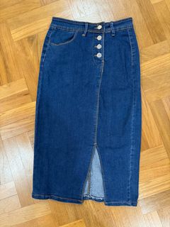 (Category: ) located in . Submitted by rachyong (Listing ID 1299408144, Image 1). Description: .