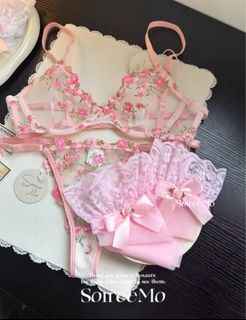 (Category: ) located in . Submitted by elledente (Listing ID 1299343322, Image 1). Description: .