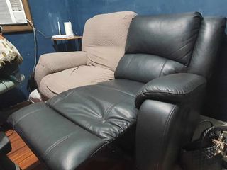 Full reclining 2 seater sofa