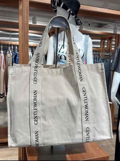 Gentlewoman Tote Bag (w/ Paperbag)