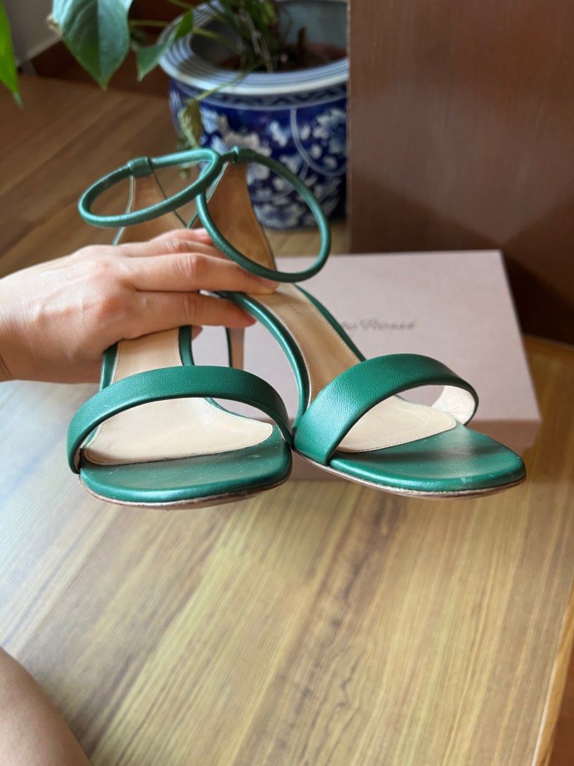 Gianvito Rossi Asia 70 in green size 36.5