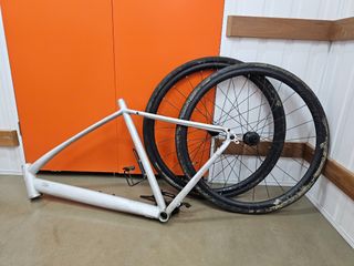 (Category: ) located in . Submitted by giantchris2 (Listing ID 1299360470, Image 1). Description: .