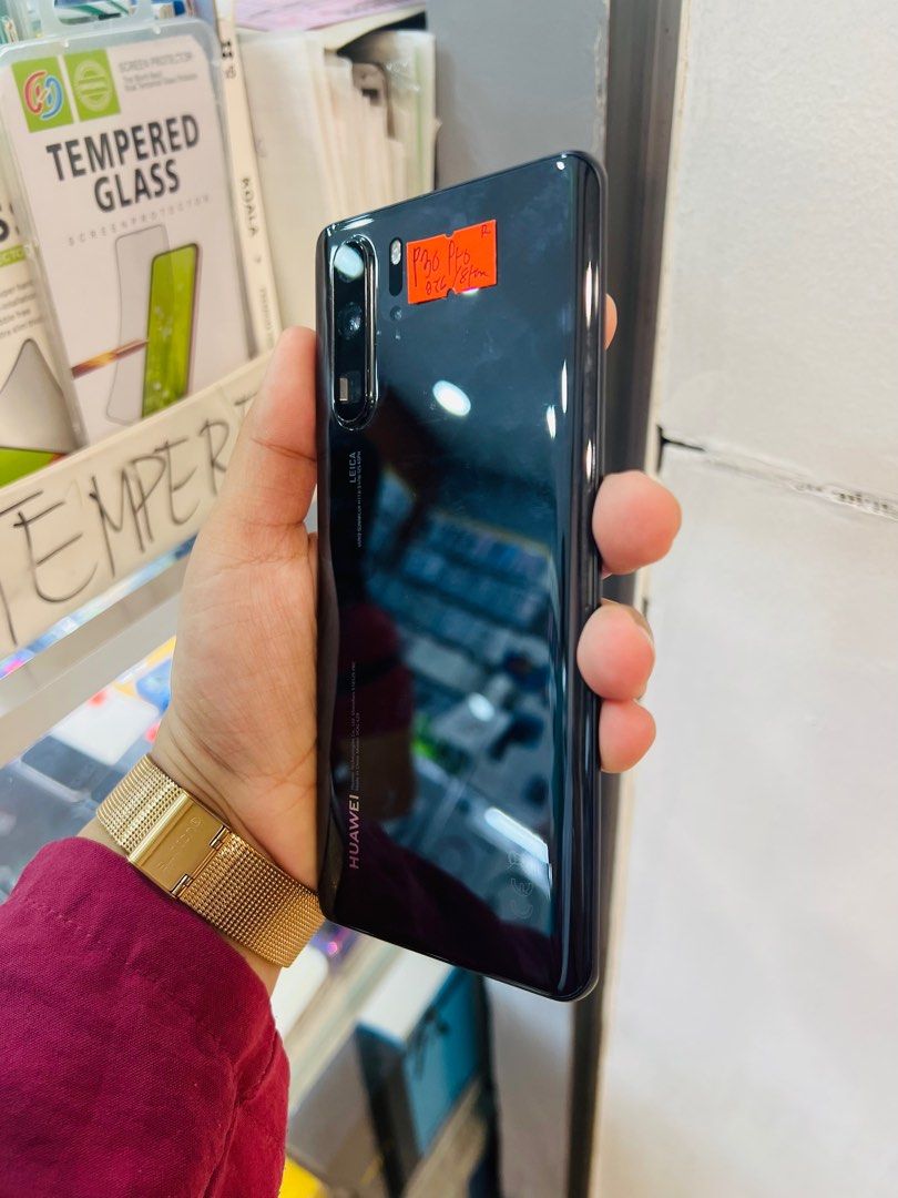 Huawei P30 Pro 256gb Global FU (Category: Huawei) located in San Juan City. Submitted by javedsgadgetshop (Listing ID 1299437674, Image 2). Description: OPEN FOR INSTALLMENT VIA CREDIT CARD/GGIVES & SWAP/TRADE-IN! WE BUY AND SELL ( ANYKINDS OF UNIT BINIBILI PO NAMIN)! PTPA : Padelete po f bawal Read ❗️Onhand ‼️ Huawei P30 Pro •256gb •NTC Variant •Good batt health •Factory Unlock •95% Smoothness •No hidden issue | No Repaired •100% Authentic | Not