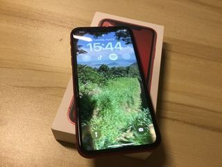 Iphone 10r /xr - red 64gb