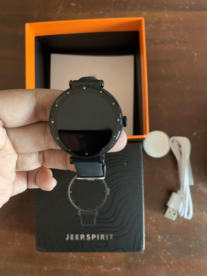 Jeep spirit watch top