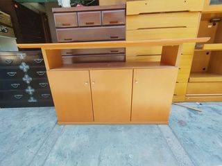Kitchen island / kitchen cabinet with table