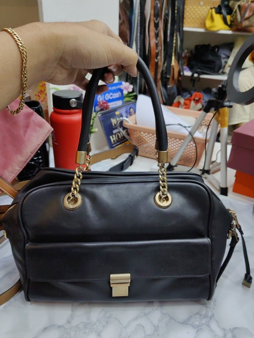 LANVIN ORIG (Category: Luxury Bags & Wallets) located in Davao. Submitted by daneyvintage (Listing ID 1299351325, Image 3). Description: orig.