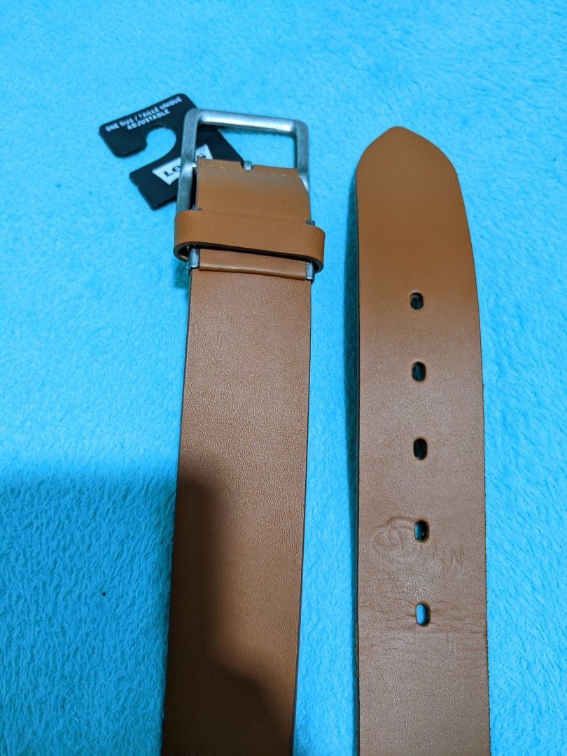 Levi's Original Leather Belt (Category: Belts) located in Batac City. Submitted by aquariuscapsph (Listing ID 1299371387, Image 2). Description: Bought from Mall Original price 3k Once used only (event) Bovine Leather Solid ng leather neto may minimal gasgas lang kita naman sa picture..