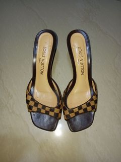 Louis Vuitton
Damier Sauvage Mules Sandals Heels Size 37 1/2