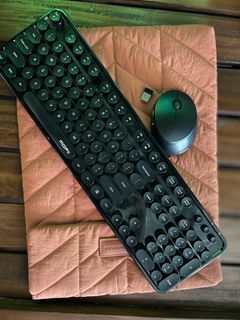 Mofii Wireless Keyboard and Mouse Set (black)