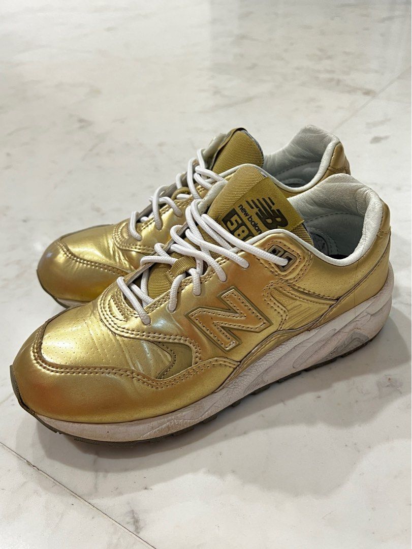 New Balance 580 Gold