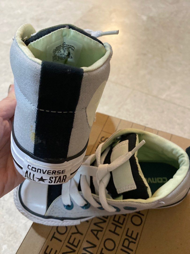 Converse 17 online