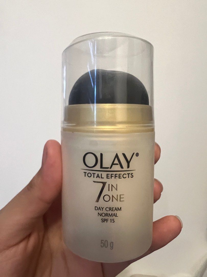 Olay Total Effects Day Cream SPF 15 50g (Category: Face Care) located in Manila. Submitted by pauma (Listing ID 1299315812, Image 1). Description: - 80% full.