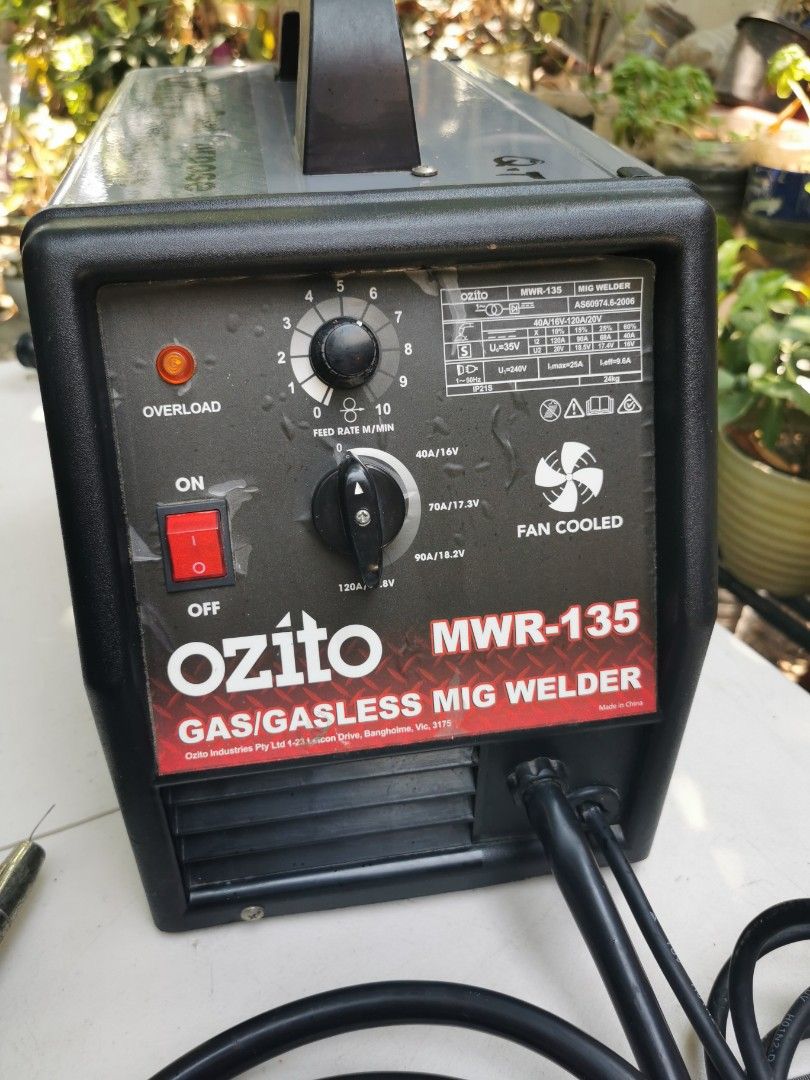 ozito mig welding machine (Category: Construction Tools & Equipment) located in Malolos. Submitted by axe23 (Listing ID 1299437951, Image 2). Description: ozito 135 amp gas or gasless mig welding machine stainless, aluminum and carbon steel ready branded unit same component ni cigweld 135amp mig. Australian surplus Australian standard and quality actual photo posted item tested and working properly.