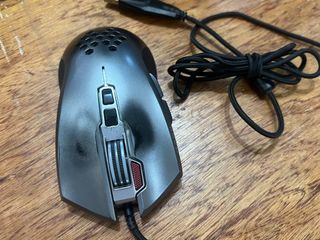 Rakk Dasig Gaming Mouse w/ free Large Mousepad