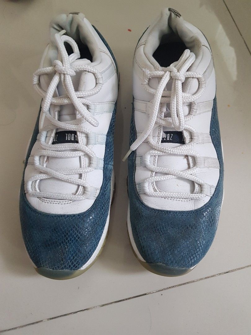 Harga sepatu jordan 11 original shop