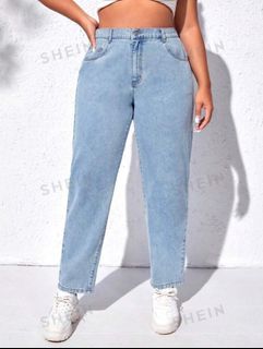 SHEIN EZwear Plus Size Mom Fit Jeans Light Wash
