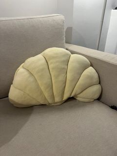 Shell Pillow