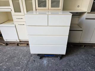 Side Drawer / Dresser