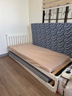 Single bed with pull out bed