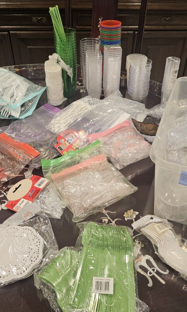 Single use eating utilities, Furniture & Home Living, Kitchenware