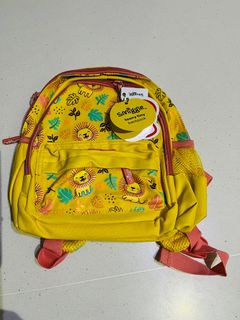(Category: ) located in . Submitted by kk928 (Listing ID 1299431956, Image 1). Description: .