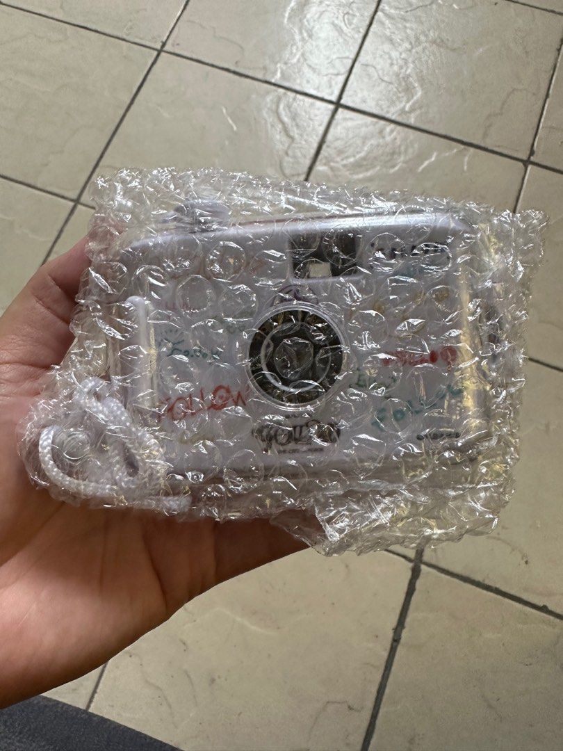 SVT FOLLOW FILM CAMERA (Category: Cameras) located in Manila. Submitted by ernalissa (Listing ID 1299346798, Image 2). Description: UNSEALED ONLY. RFS NEED FUNDS.