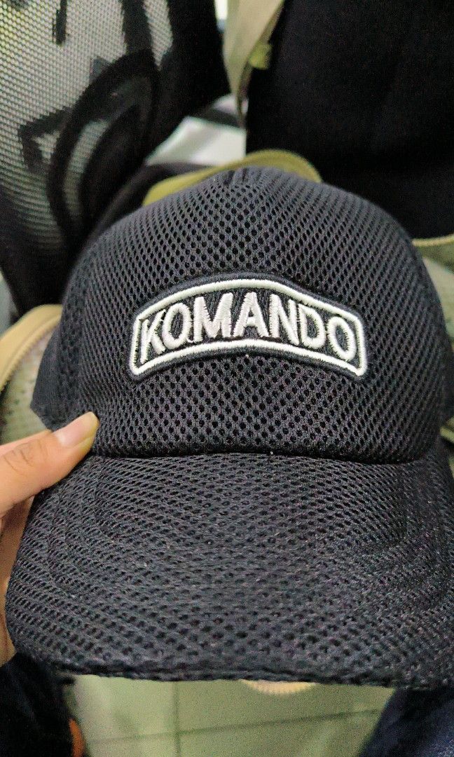 TOPI BINTANG 2 ** AUTO KEREN, Fesyen Pria, Aksesoris, Topi di Carousell