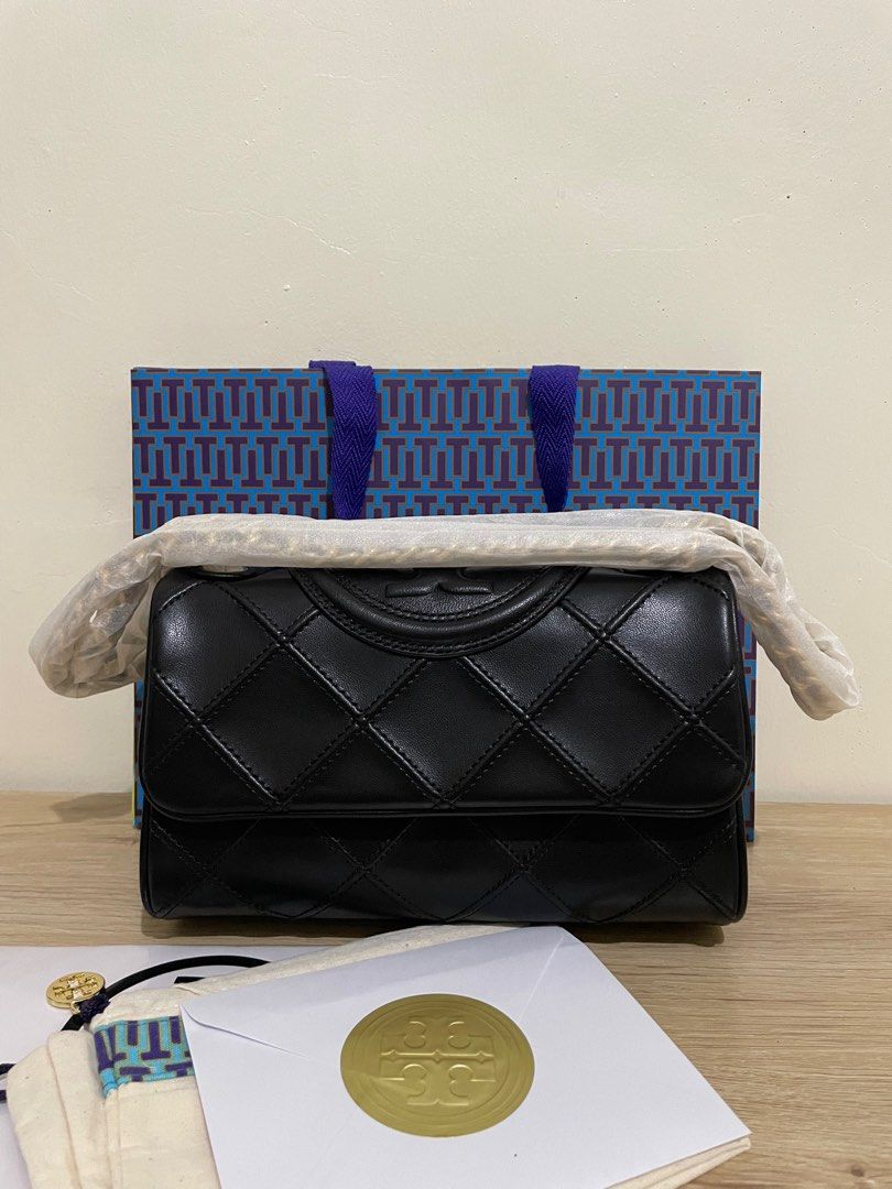 Tory burch fleming small authentic (Category: Luxury Bags & Wallets) located in Cabuyao City. Submitted by luxbymishy (Listing ID 1299314203, Image 2). Description: Brand new complete inclusions Guaranteed authentic .