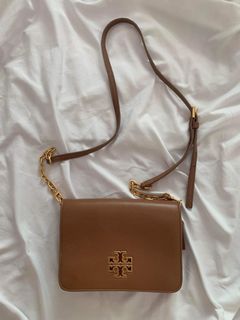 (Category: ) located in . Submitted by shavypreloved (Listing ID 1299331083, Image 1). Description: .
