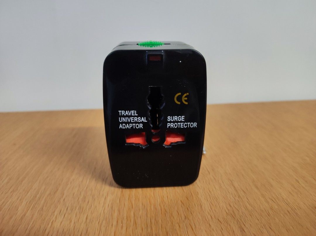 Travel Universal Power Adaptor (with Surge Protector) 旅遊萬用電源轉接插蘇頭 (配置突波 ...