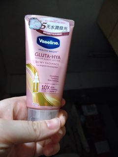 （分類：）位於 。 由 chanmelcy 提交（商品編號 1299296930，圖片 1）。簡介： 。