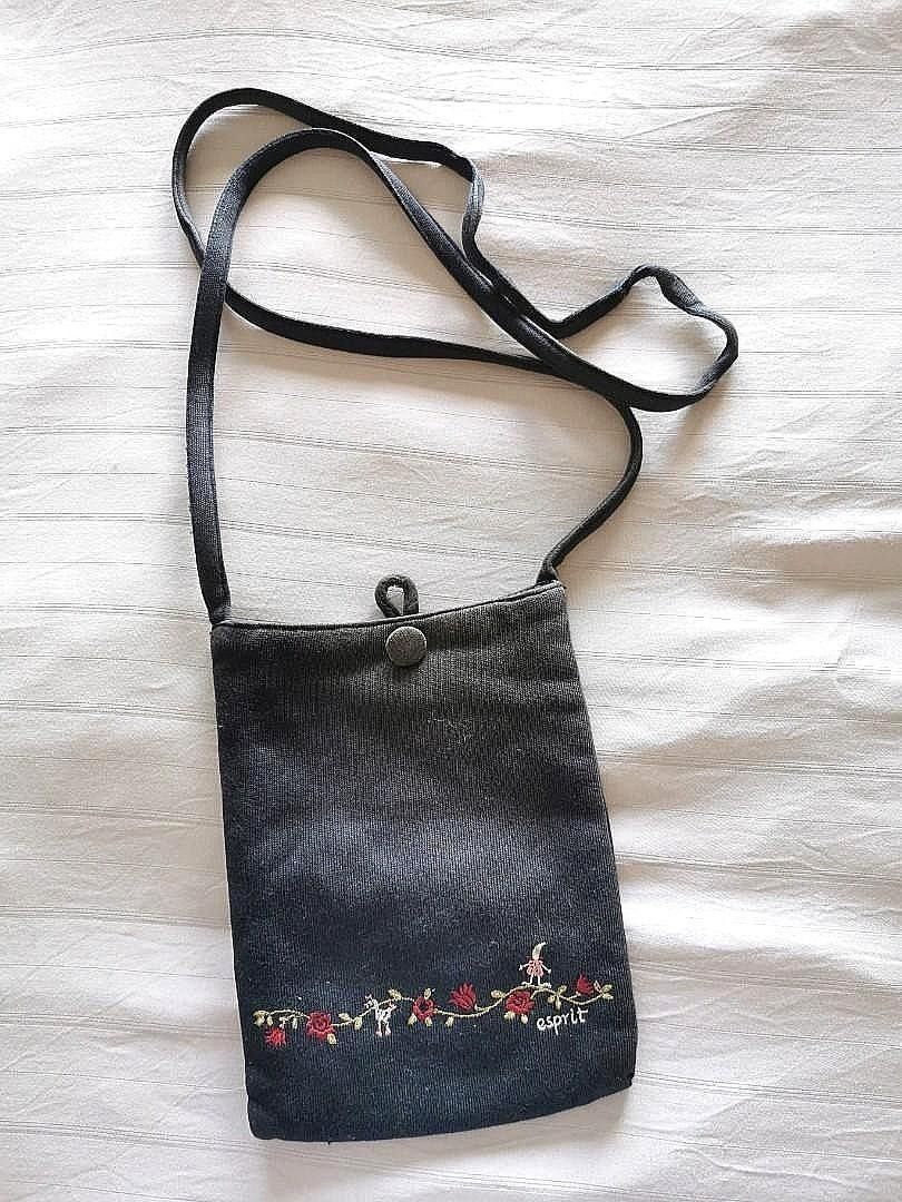 Vintage EDC Esprit Navy Blue Floral Embroidered Small Sling Bag