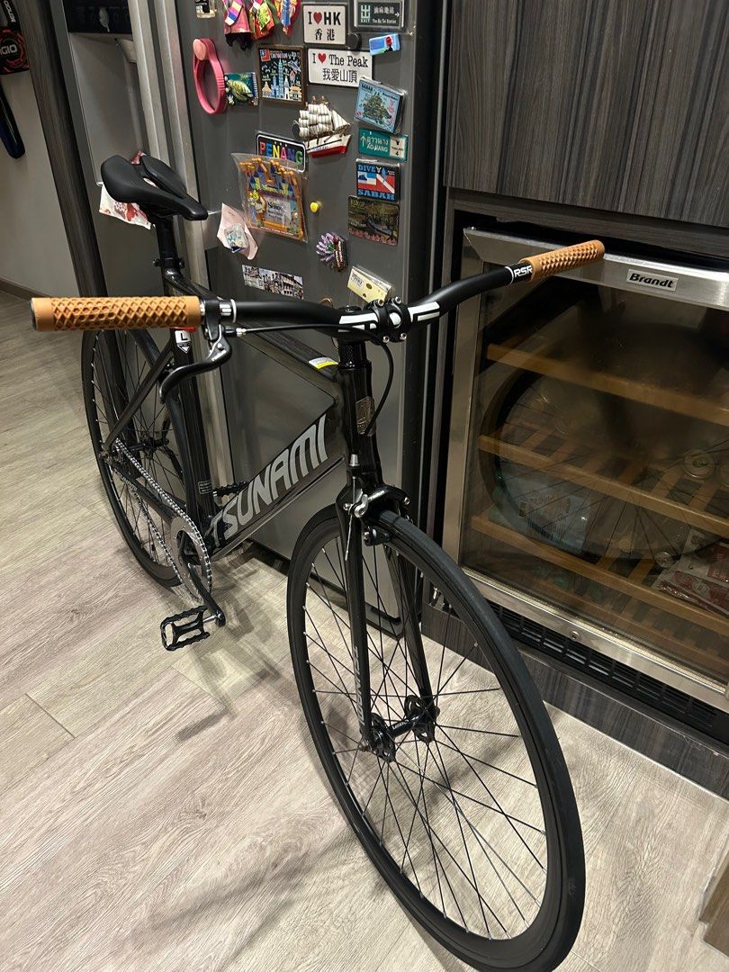 WTS Tsunami SNM200 Full Bike!!, Sports Equipment, Bicycles