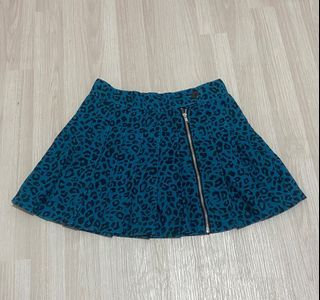 Y2k aesthetic cheetah leopard pleated micro jeans skirt gothic grunge alt acubi y2k