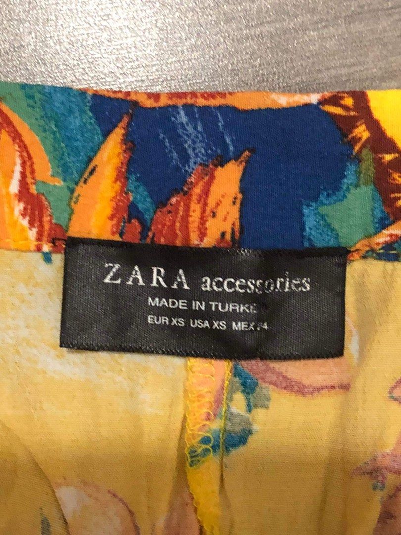 Zara floral shorts (Category: Shorts) located in Naga. Submitted by dcndn (Listing ID 1299335147, Image 2). Description: .