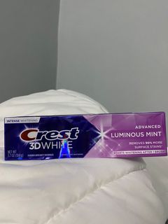 104g Crest 3D White Toothpaste Advanced Luminous Mint